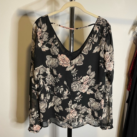 Floral Forever 21 Blouse - Picture 2 of 4
